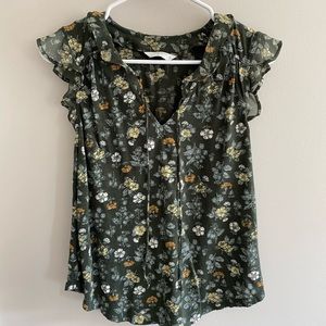 Lucky Brand flutter sleeve top